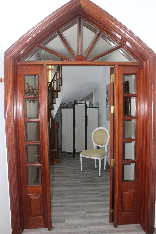 Vitorino De Nemesio Guesthouse Ponta Delgada  Bagian luar foto