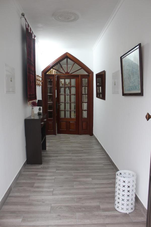 Vitorino De Nemesio Guesthouse Ponta Delgada  Bagian luar foto