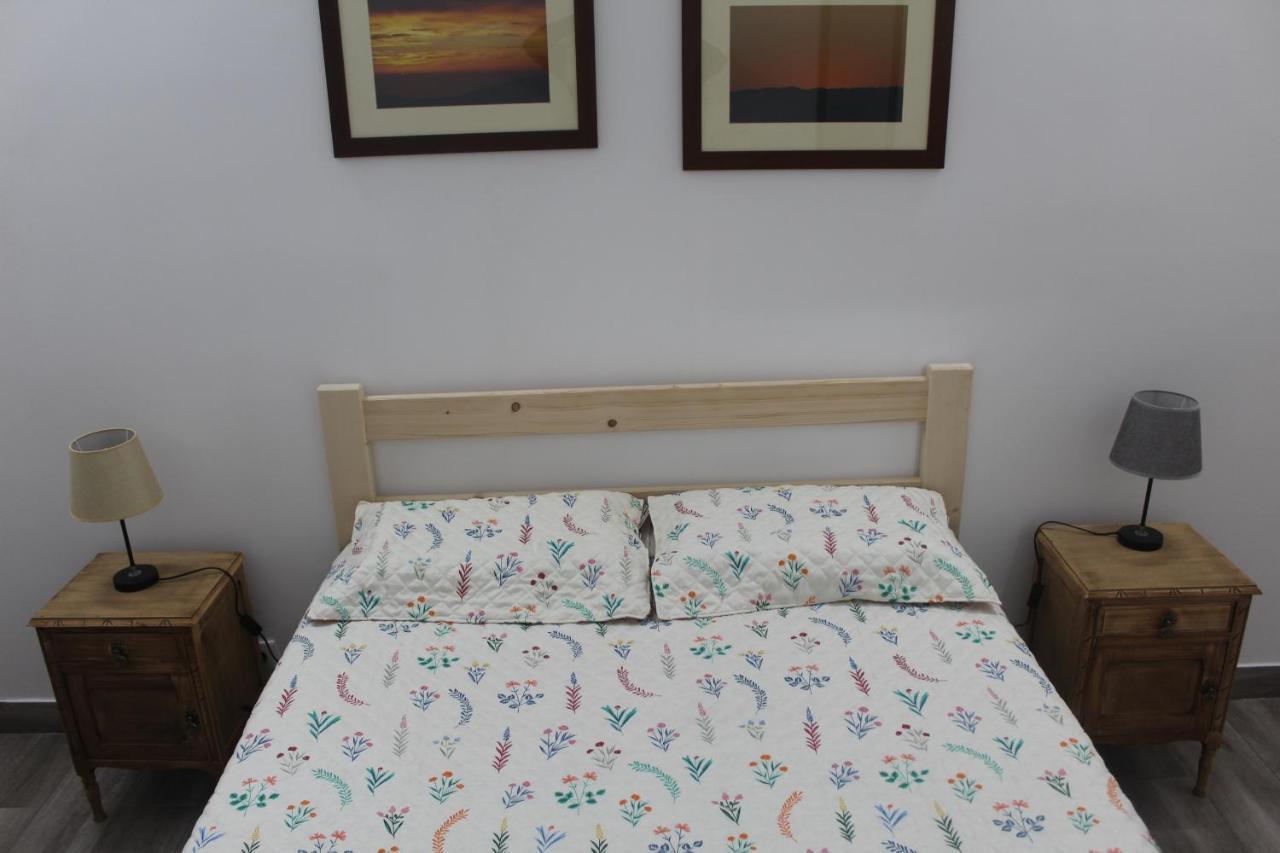 Vitorino De Nemesio Guesthouse Ponta Delgada  Bagian luar foto