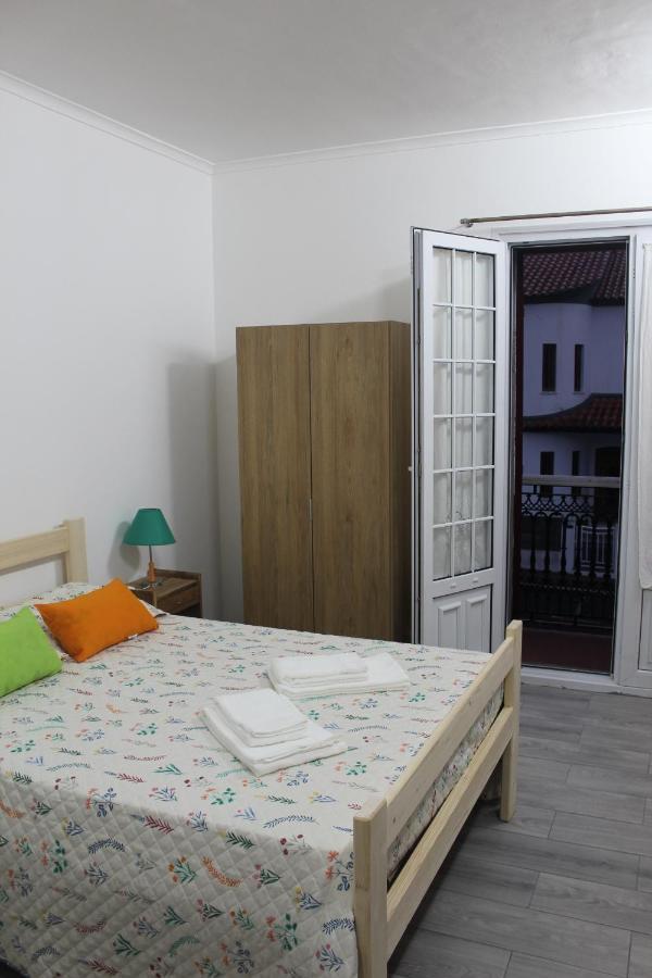 Vitorino De Nemesio Guesthouse Ponta Delgada  Bagian luar foto