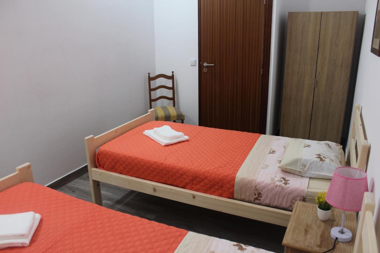 Vitorino De Nemesio Guesthouse Ponta Delgada  Bagian luar foto