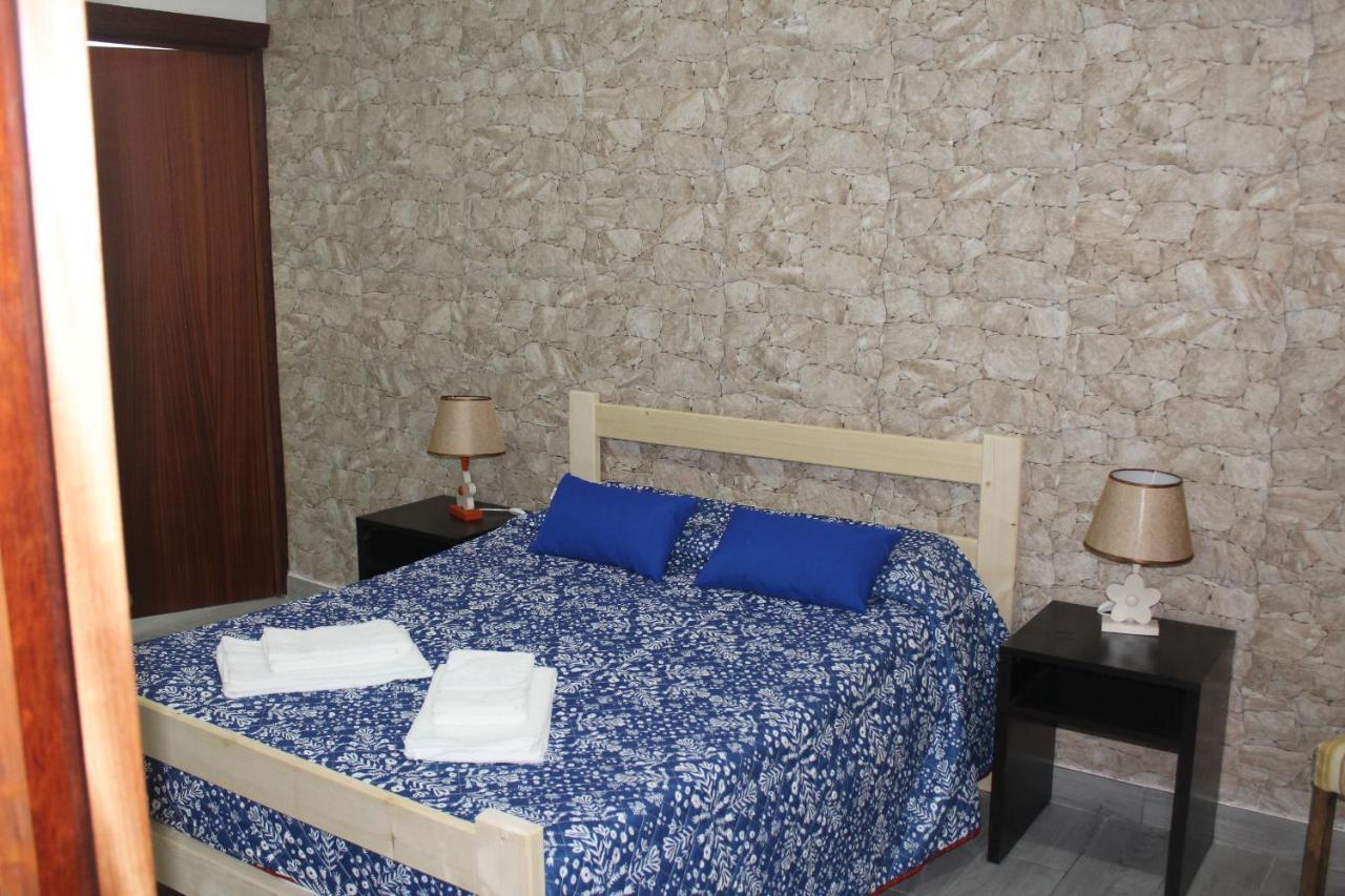 Vitorino De Nemesio Guesthouse Ponta Delgada  Bagian luar foto