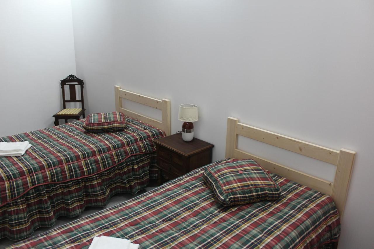 Vitorino De Nemesio Guesthouse Ponta Delgada  Bagian luar foto
