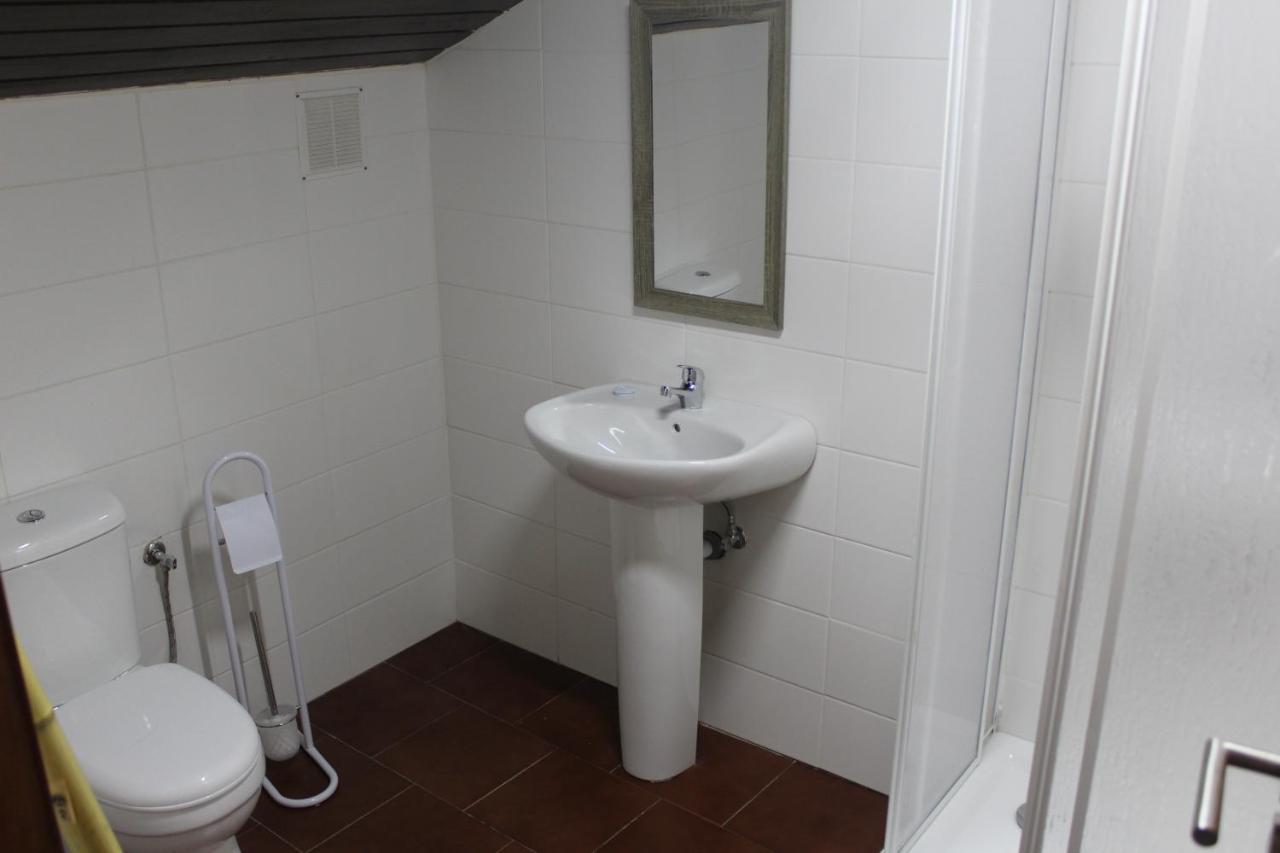 Vitorino De Nemesio Guesthouse Ponta Delgada  Bagian luar foto