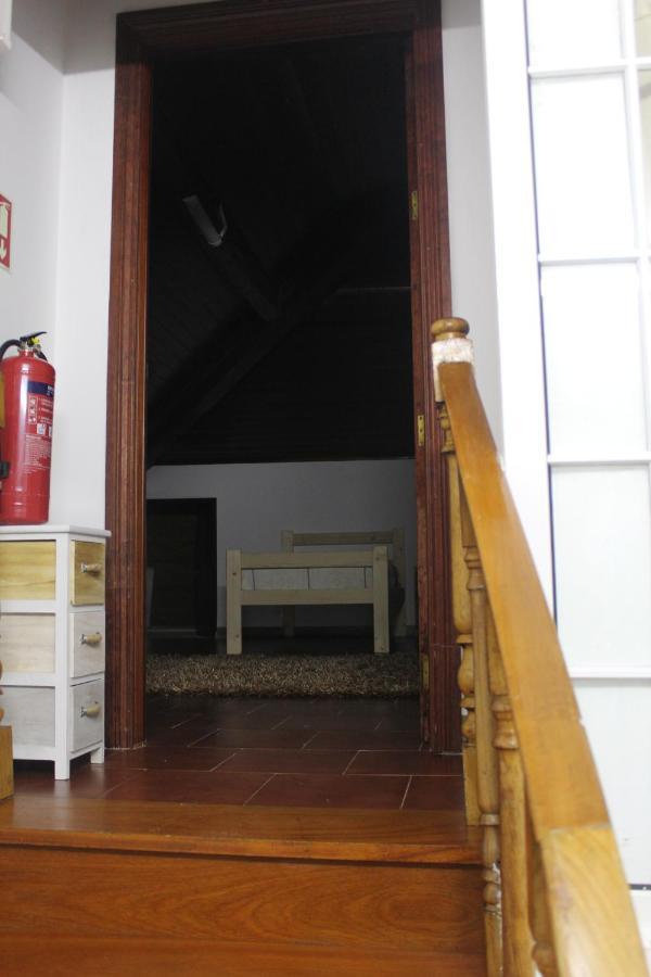 Vitorino De Nemesio Guesthouse Ponta Delgada  Bagian luar foto